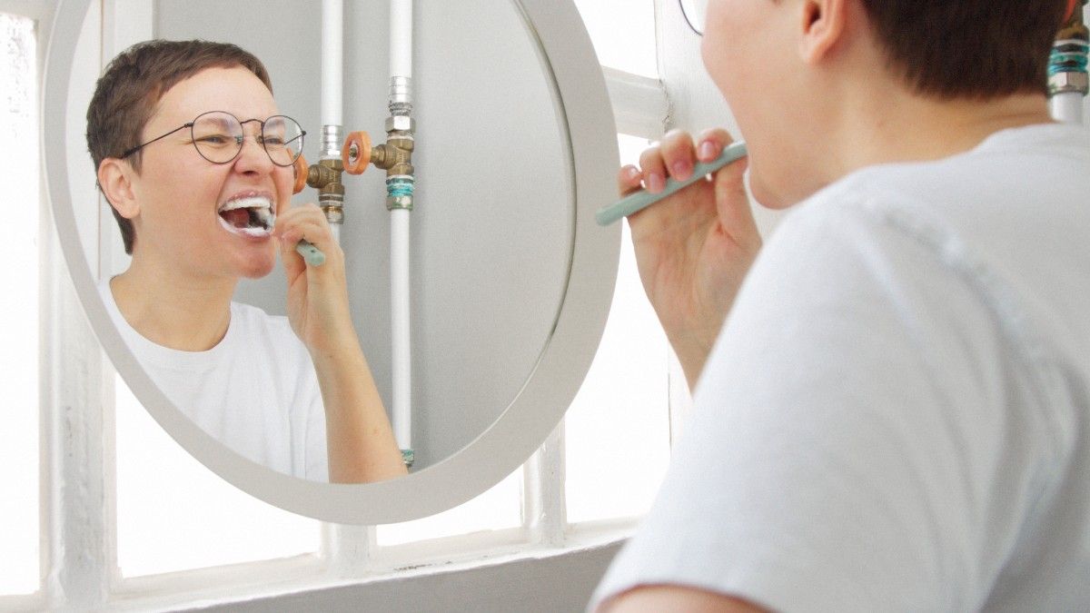 Featured image for “Choosing Between Fillings and Crowns: A Vancouver, BC Patient’s Guide”
