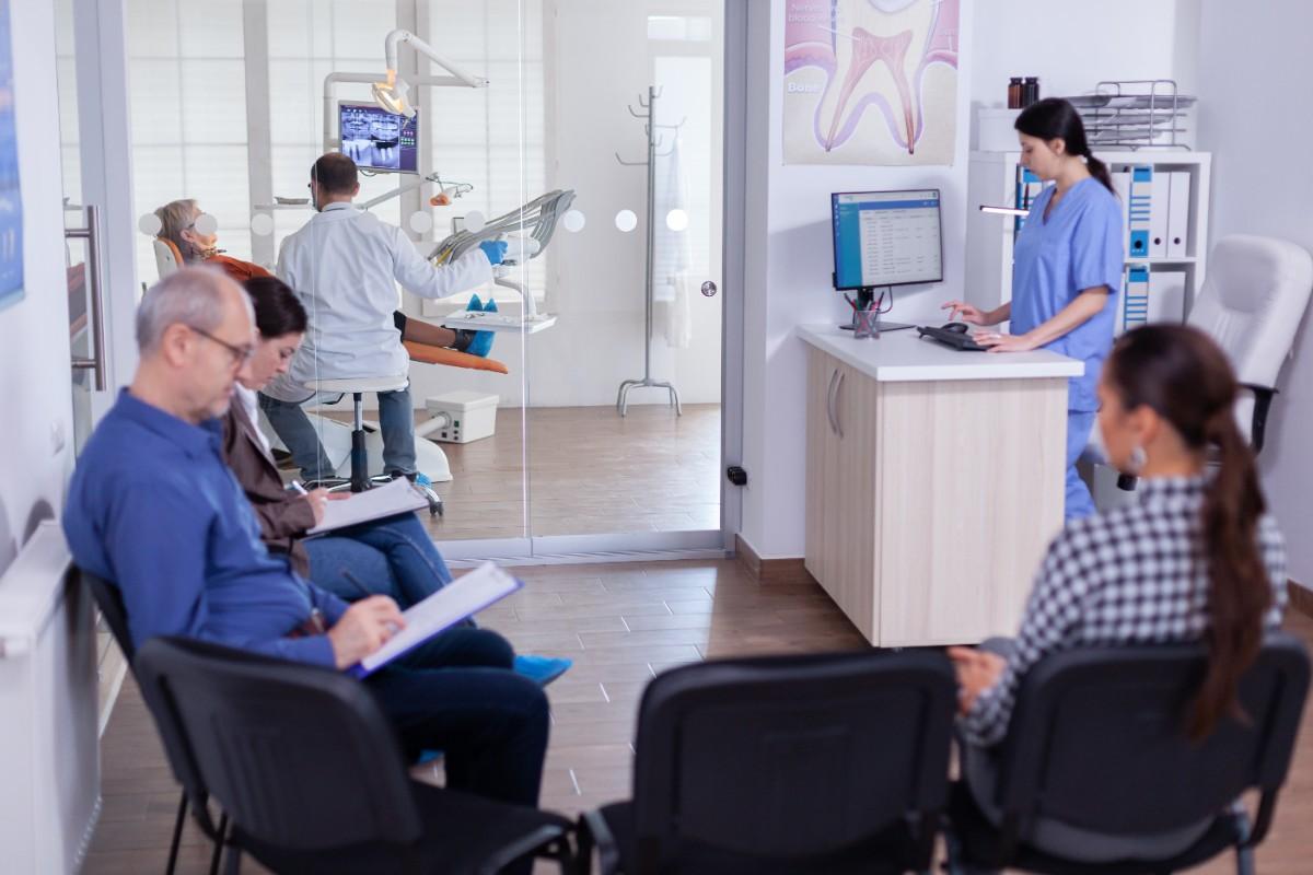 Featured image for “Family Dental Care in Vancouver, BC : What to Expect at Your Checkup”
